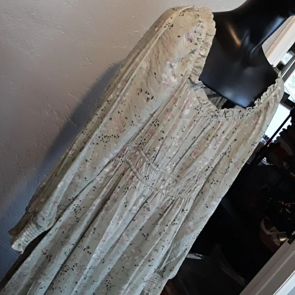 By the river long sleeve rayon dress size large new - Picture 6 of 6